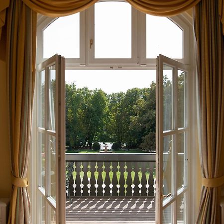 Castle Hotel Grof Degenfeld Superior تاركال المظهر الخارجي الصورة