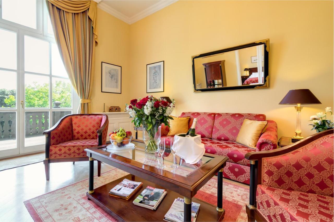 Castle Hotel Grof Degenfeld Superior تاركال المظهر الخارجي الصورة