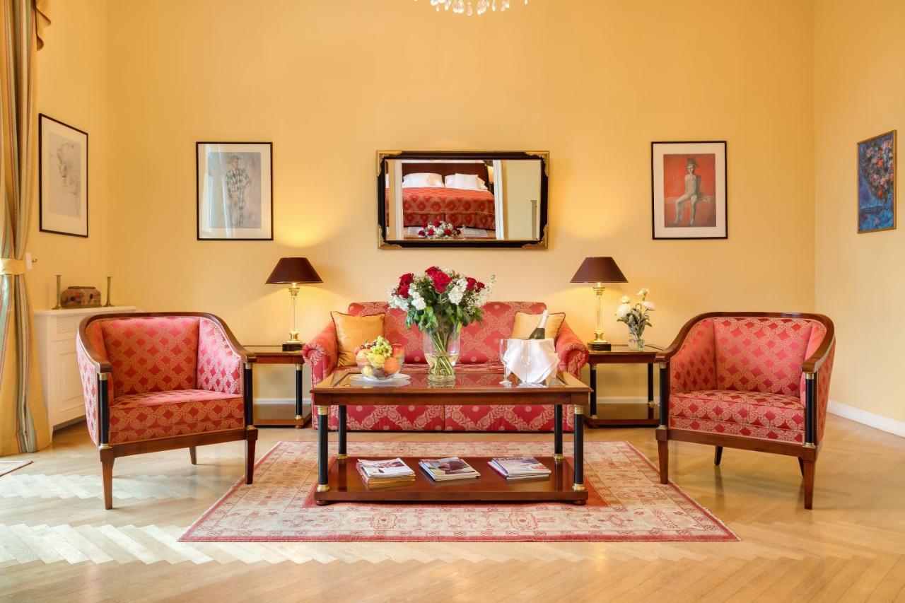 Castle Hotel Grof Degenfeld Superior تاركال المظهر الخارجي الصورة